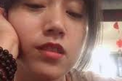 3500家连锁店女网红艾琳演豪门戏翻车涉嫌欺诈中老年人