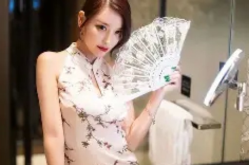 1天4个瓜！国外生子、女星恋情曝光、自曝怀双胎迪丽热巴最意外
