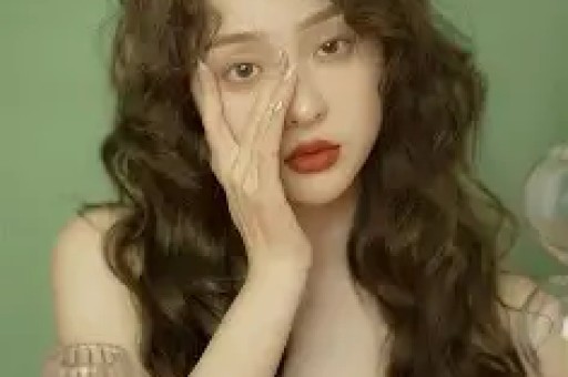 “打假博主”被打假:起底网络维权的“生意经” “打假博主”被打假:起底网络维权的“生意经”