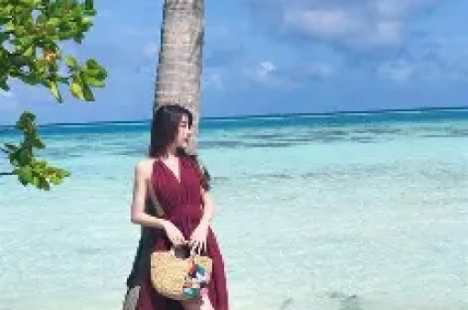 别吹了！三亚盛典网红生图一个比一个惨姚安娜却靠真实圈粉无数
